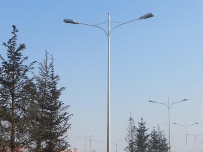 沈阳路灯杆，路灯，园区灯杆杆，道路灯杆，—沈阳圣泽丰交通设施