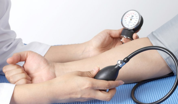 电子血压计和水银柱血压计哪个检测更准确？
