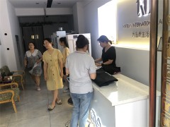 加盟干洗店的发展前景如何？