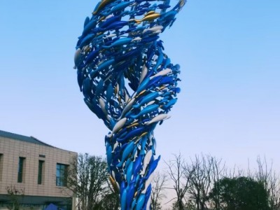 武汉路口龙卷鱼群雕塑 彩绘不锈钢鱼雕塑摆件
