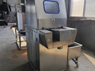 新疆牛肉干生产线盐水注射机图2