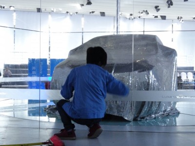 广州车展清洁公司，提供展台保洁服务，短期驻场搞卫生阿姨图3