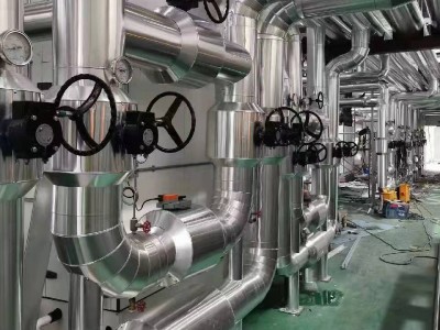 玻璃棉白铁皮保温工程 换热机房设备管道保温施工队图2