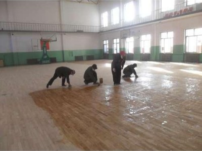 广州地板打蜡公司，地板清洗，胶地板翻新图2