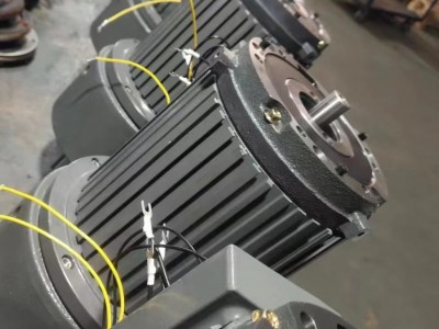 切管机专用电机,DCG减速机,东本减速机,齿轮减速机图5