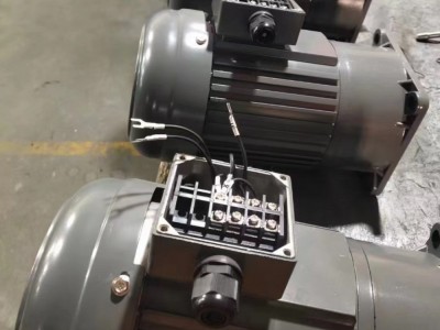 充棉机专用减速机,台湾减速机,齿轮减速机,东本减速机图3