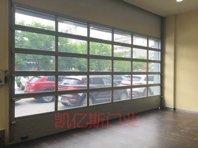 TSM-300全视窗透视提升门,4S店门，提供设计、安装及售后图2